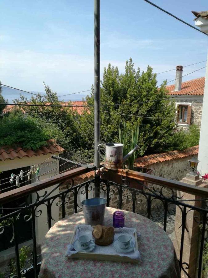 Μαχη Ενοικιαζόμενα Δωμάτια Mithymna Exterior photo