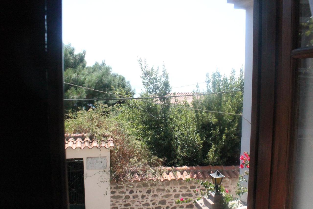 Μαχη Ενοικιαζόμενα Δωμάτια Mithymna Exterior photo