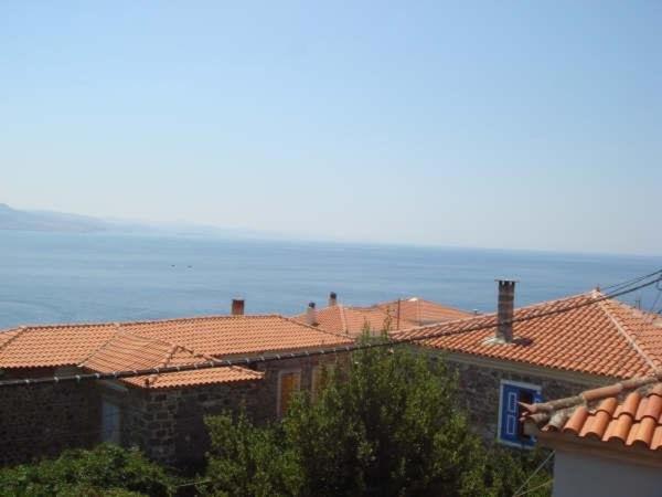 Μαχη Ενοικιαζόμενα Δωμάτια Mithymna Exterior photo