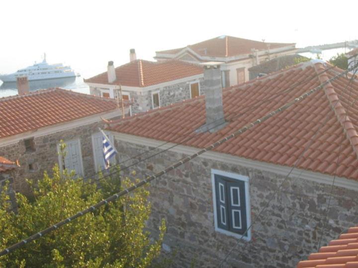 Μαχη Ενοικιαζόμενα Δωμάτια Mithymna Exterior photo